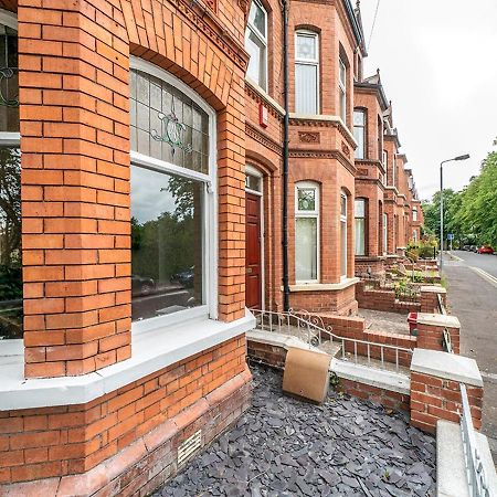 Pass The Keys Beautiful 4Br Restored Red Brick Cafes And Park Belfast Exterior photo